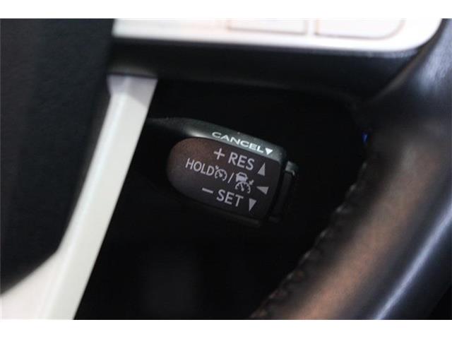 トヨタ プリウス １．８ Ｓ セーフティ プラス Ｅ－ＦＯＵＲ ４ＷＤ H30年 (北海道) 99