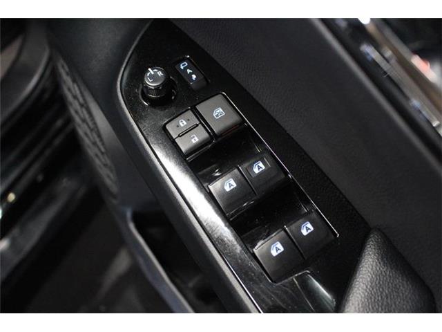 トヨタ プリウス １．８ Ｓ セーフティ プラス Ｅ－ＦＯＵＲ ４ＷＤ H30年 (北海道) 99