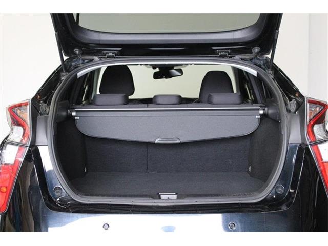 トヨタ プリウス １．８ Ｓ セーフティ プラス Ｅ－ＦＯＵＲ ４ＷＤ H30年 (北海道) 99