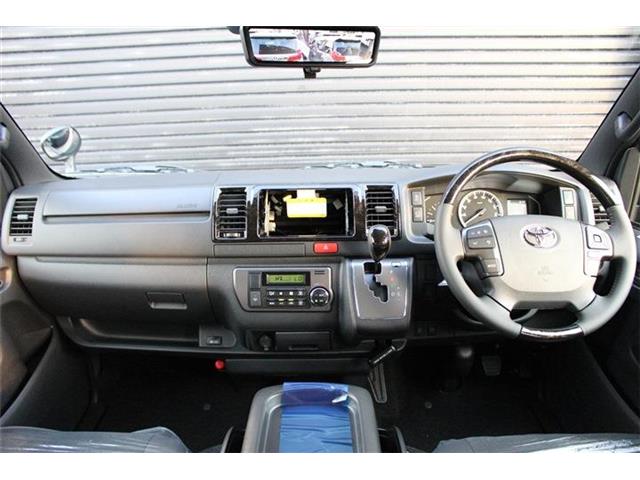 トヨタ ハイエースバン ２．８ スーパーＧＬ ダークプライムＩＩ ロングボディ ディーゼルターボ ４ＷＤ R7年 (北海道) 99