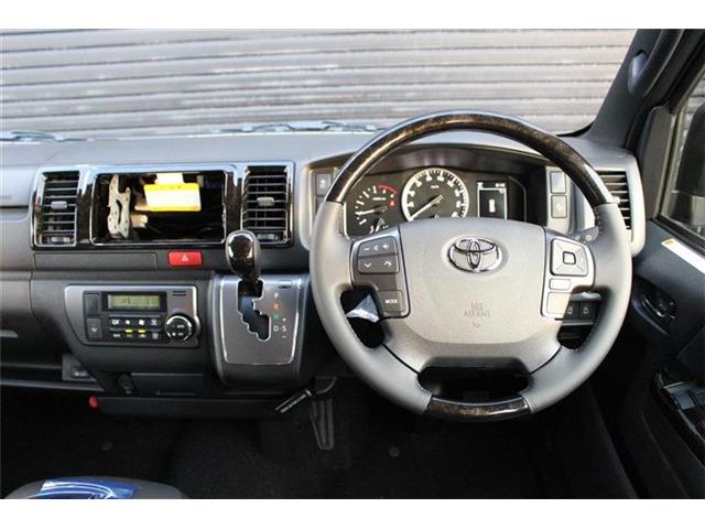 トヨタ ハイエースバン ２．８ スーパーＧＬ ダークプライムＩＩ ロングボディ ディーゼルターボ ４ＷＤ R7年 (北海道) 99