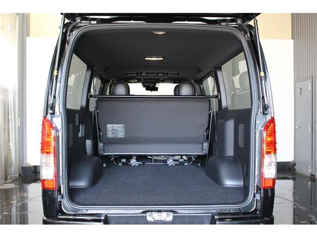 トヨタ ハイエースバン ２．８ スーパーＧＬ ダークプライムＩＩ ロングボディ ディーゼルターボ ４ＷＤ R7年 (北海道) 99