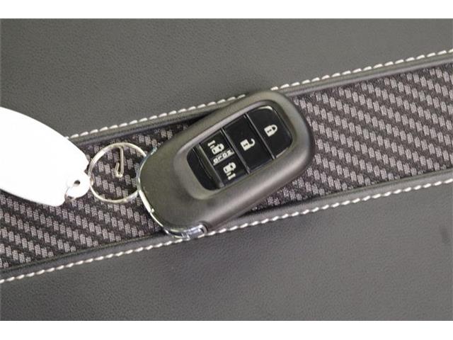 ホンダ Ｎ　ＢＯＸ カスタム ６６０ コーディネートスタイル ２トーン R6年 (東海) 99