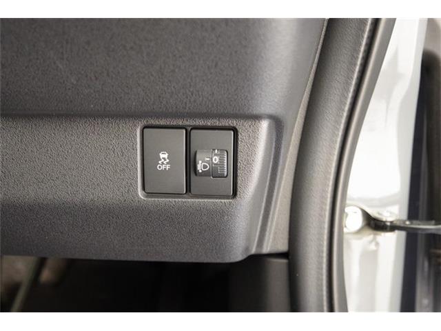 ホンダ Ｎ　ＢＯＸ カスタム ６６０ コーディネートスタイル ２トーン R6年 (東海) 99