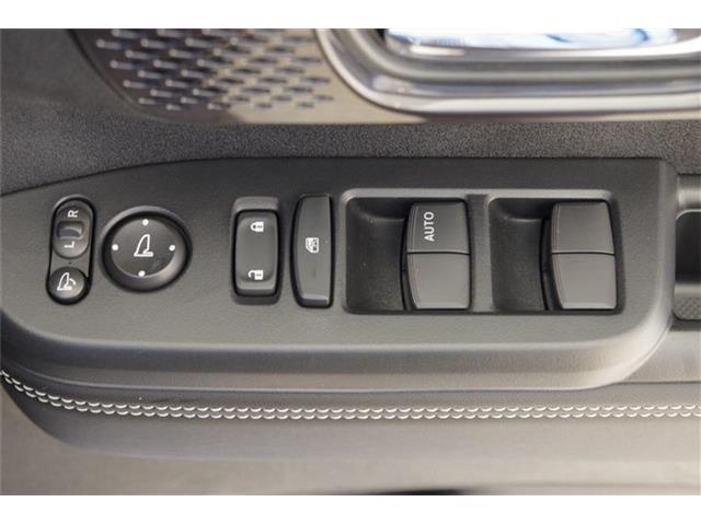 ホンダ Ｎ　ＢＯＸ カスタム ６６０ コーディネートスタイル ２トーン R6年 (東海) 99