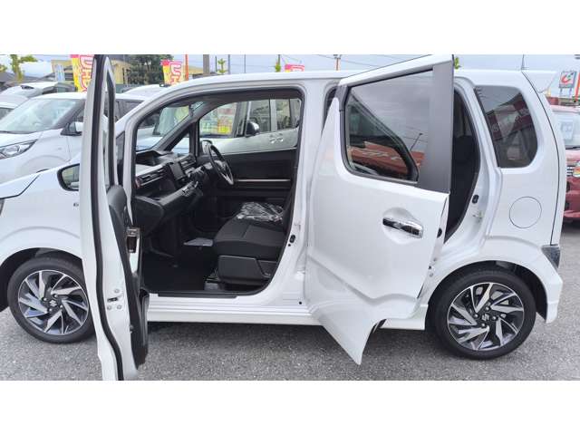 スズキ ワゴンＲ ６６０ カスタムＺ ハイブリッド ＺＴ R6年 (甲信越・北陸) 99