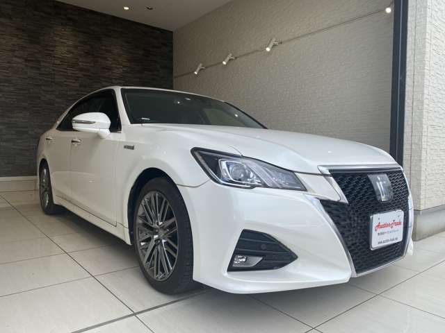 トヨタ クラウン　ハイブリッド ハイブリッド ２．５ Ｓ Ｊフロンティア H28年 (九州・沖縄) 99