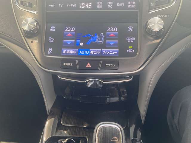 トヨタ クラウン　ハイブリッド ハイブリッド ２．５ Ｓ Ｊフロンティア H28年 (九州・沖縄) 99