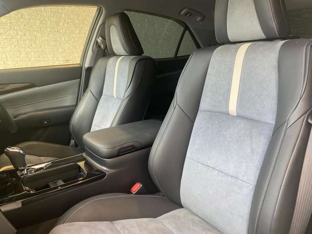 トヨタ クラウン　ハイブリッド ハイブリッド ２．５ Ｓ Ｊフロンティア H28年 (九州・沖縄) 99