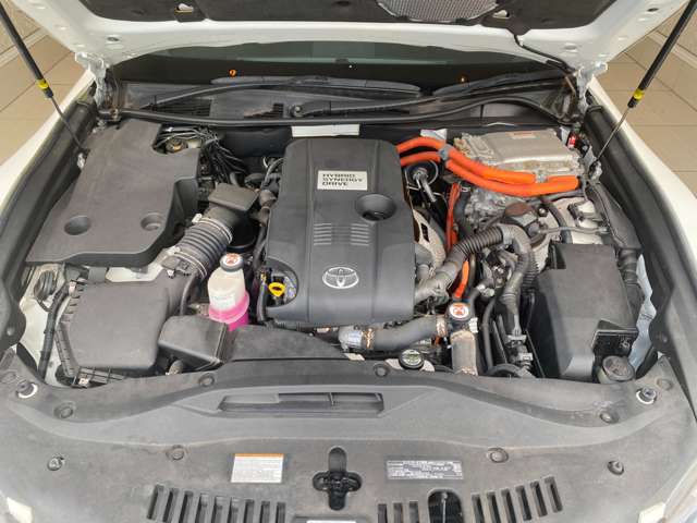 トヨタ クラウン　ハイブリッド ハイブリッド ２．５ Ｓ Ｊフロンティア H28年 (九州・沖縄) 99