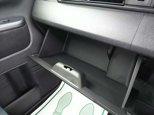 ホンダ Ｎ　ＢＯＸ カスタム ６６０ ターボ R7年 (関東) 99