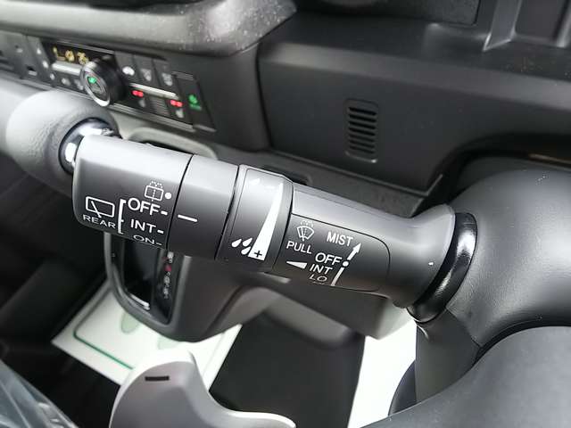 ホンダ Ｎ　ＢＯＸ カスタム ６６０ ターボ R7年 (関東) 99