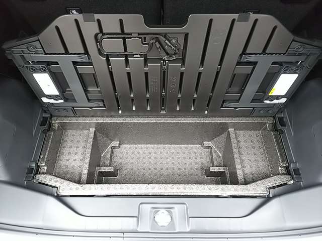 ダイハツ タント ６６０ カスタム Ｘ R6年 (関東) 99