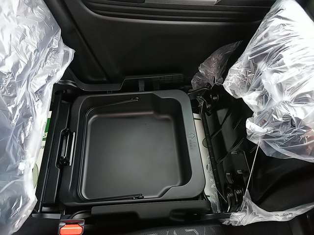 スズキ スペーシア ６６０ ギア ハイブリッド ＸＺ R6年 (関東) 99