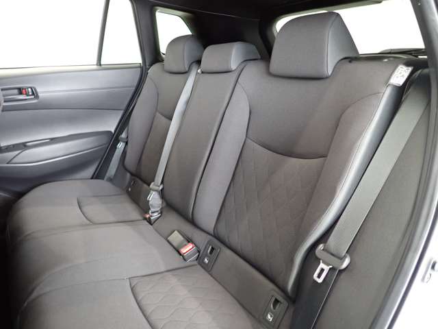 トヨタ カローラクロス　ハイブリッド １．８ ハイブリッド Ｇ R5年 (関東) 99