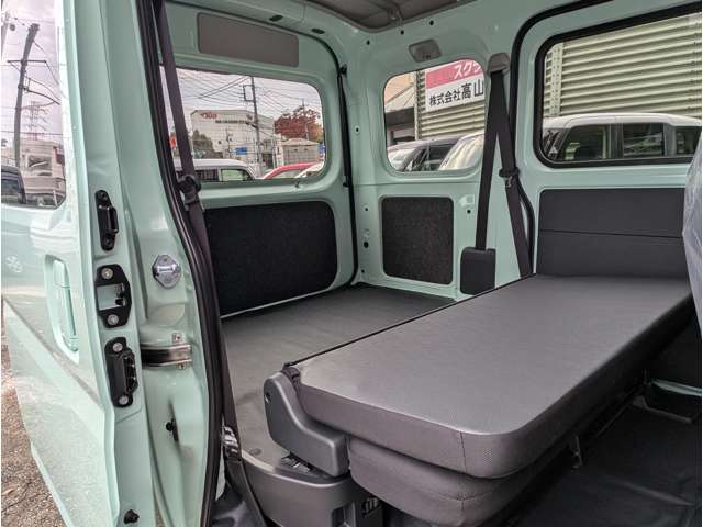 ダイハツ ハイゼットカーゴ ６６０ デラックス R6年 (関東) 99