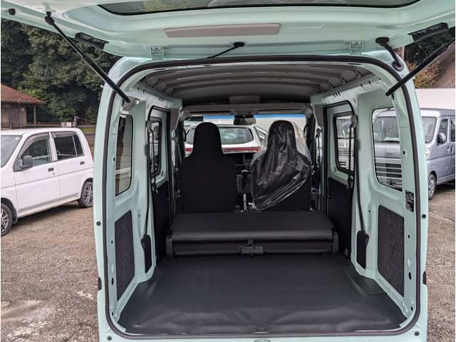 ダイハツ ハイゼットカーゴ ６６０ デラックス R6年 (関東) 99