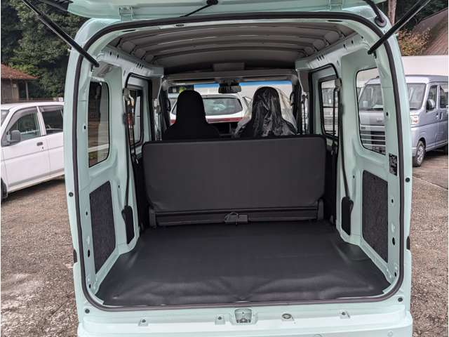 ダイハツ ハイゼットカーゴ ６６０ デラックス R6年 (関東) 99