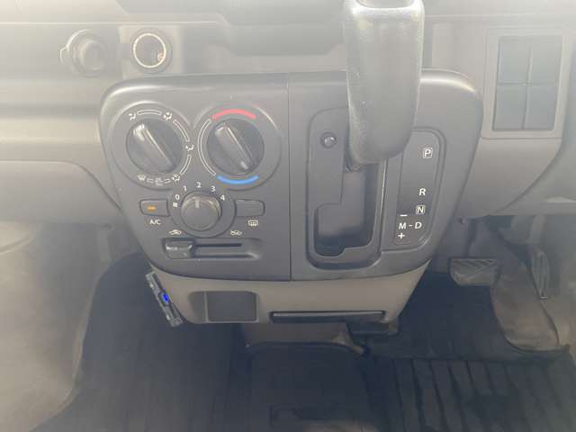 日産 ＮＶ１００クリッパー ＤＸ H30年 (九州・沖縄) 99