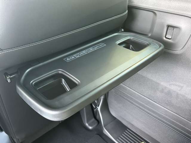 ホンダ Ｎ　ＢＯＸ カスタム ６６０ コーディネートスタイル モノトーン R7年 (東海) 99