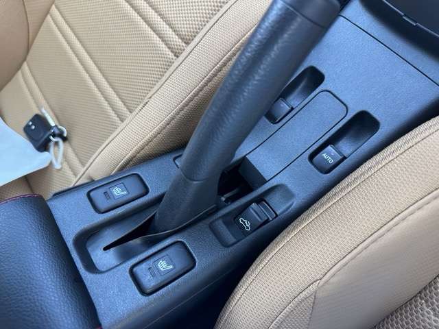 ダイハツ コペン ローブ ６６０ R4年 (東海) 99