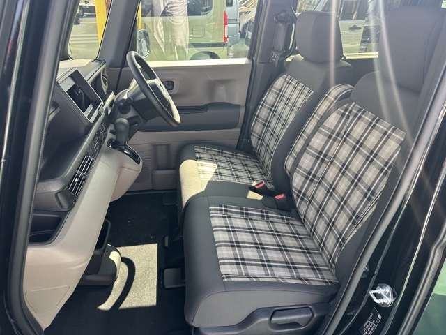 ホンダ Ｎ　ＢＯＸ ジョイ ６６０ モノトーン R7年 (東海) 99