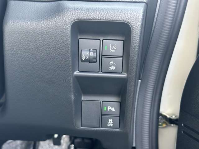 ホンダ Ｎ−ＶＡＮ ６６０ ファン ４ＷＤ R7年 (東海) 99