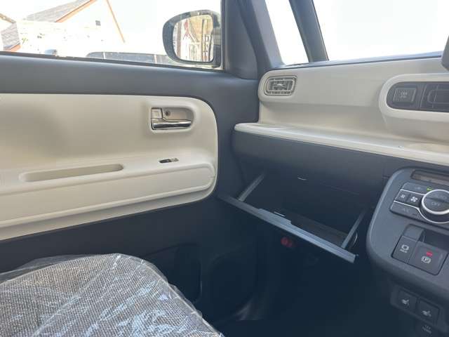 ダイハツ ムーヴ　キャンバス ６６０ ストライプス Ｇ R7年 (東海) 99