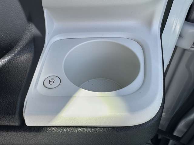 ダイハツ ムーヴ　キャンバス ６６０ ストライプス Ｇ R7年 (東海) 99