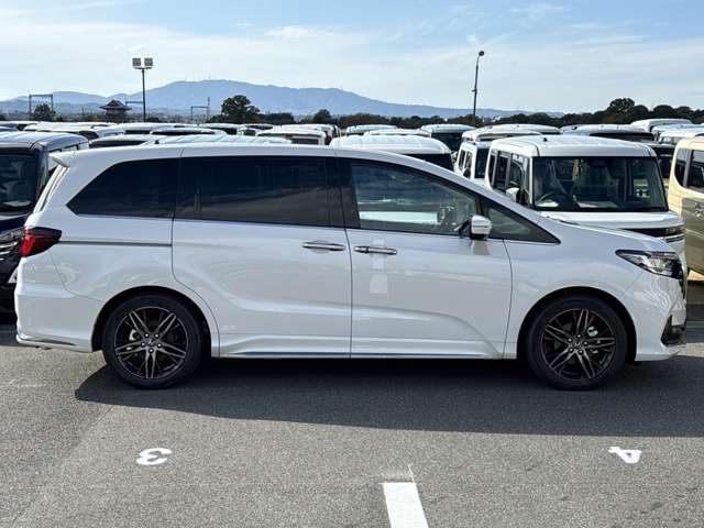 ホンダ オデッセイ　ハイブリッド ２．０ Ｅ：ＨＥＶ アブソルート ＥＸ R7年 (近畿) 99
