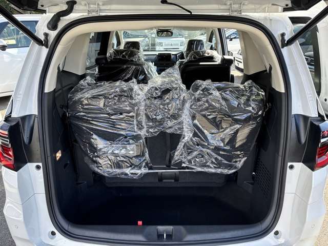 ホンダ オデッセイ　ハイブリッド ２．０ Ｅ：ＨＥＶ アブソルート ＥＸ R7年 (近畿) 99