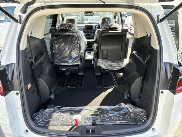 ホンダ オデッセイ　ハイブリッド ２．０ Ｅ：ＨＥＶ アブソルート ＥＸ R7年 (近畿) 99