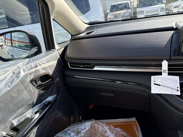 ホンダ オデッセイ　ハイブリッド ２．０ Ｅ：ＨＥＶ アブソルート ＥＸ R7年 (近畿) 99