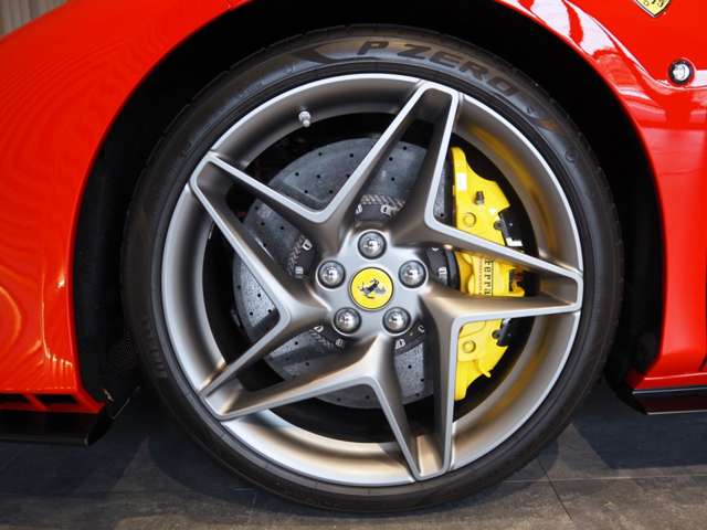 フェラーリ Ｆ８　トリブート Ｆ１ ＤＣＴ R4年 (近畿) 99