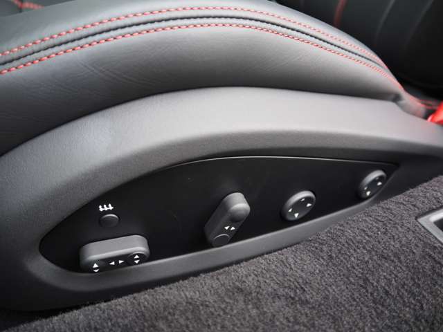 フェラーリ Ｆ８　トリブート Ｆ１ ＤＣＴ R4年 (近畿) 99