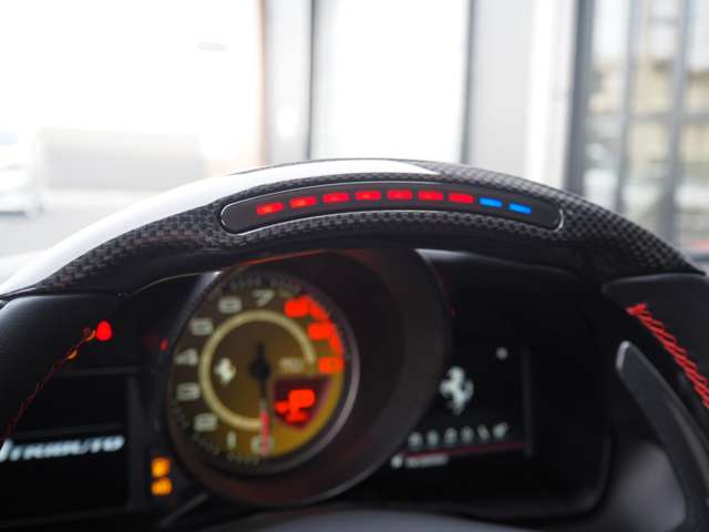 フェラーリ Ｆ８　トリブート Ｆ１ ＤＣＴ R4年 (近畿) 99