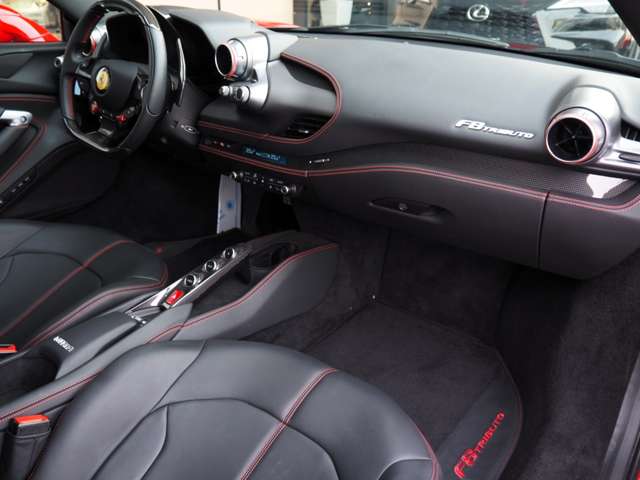 フェラーリ Ｆ８　トリブート Ｆ１ ＤＣＴ R4年 (近畿) 99