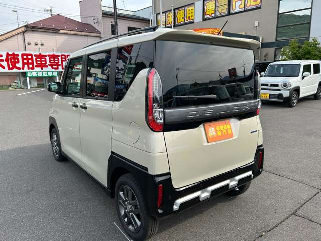 三菱 デリカ　ミニ ６６０ Ｇ プレミアム ４ＷＤ R7年 () 99