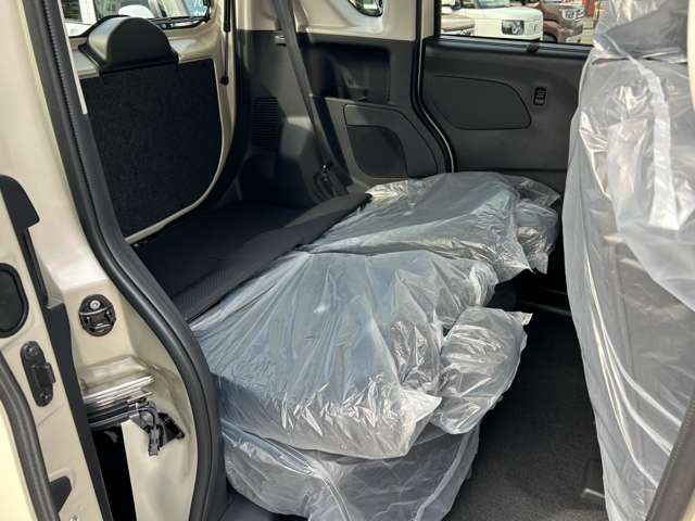 三菱 デリカ　ミニ ６６０ Ｇ プレミアム ４ＷＤ R7年 () 99