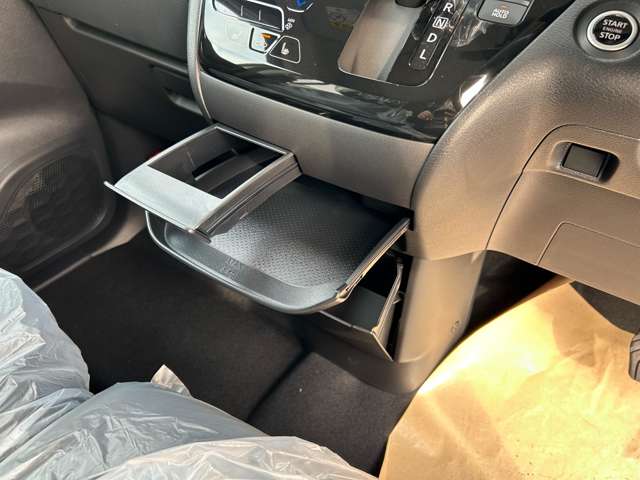 三菱 デリカ　ミニ ６６０ Ｇ プレミアム ４ＷＤ R7年 () 99