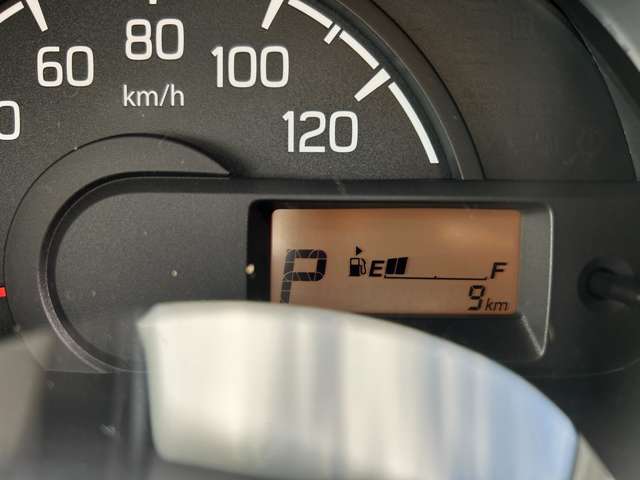 スズキ キャリイトラック ６６０ ＫＣエアコン・パワステ ３方開 ４ＷＤ R7年 () 99