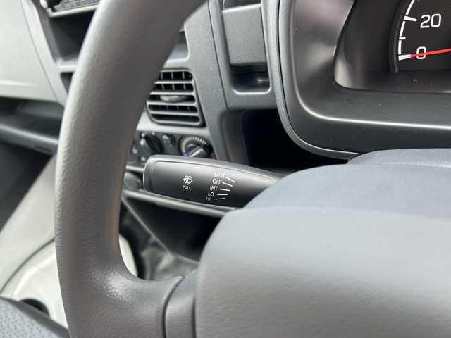 スズキ キャリイトラック ６６０ ＫＣエアコン・パワステ ３方開 ４ＷＤ R7年 () 99