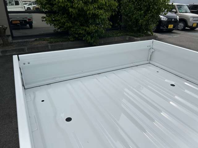 スズキ キャリイトラック ６６０ ＫＣエアコン・パワステ ３方開 ４ＷＤ R7年 () 99