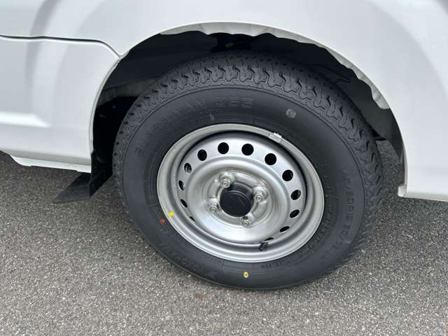 スズキ キャリイトラック ６６０ ＫＣエアコン・パワステ ３方開 ４ＷＤ R7年 () 99