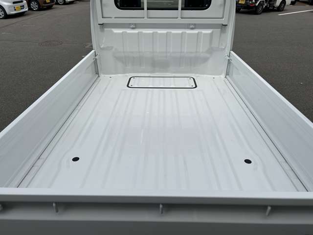 スズキ キャリイトラック ６６０ ＫＣエアコン・パワステ ３方開 ４ＷＤ R7年 () 99