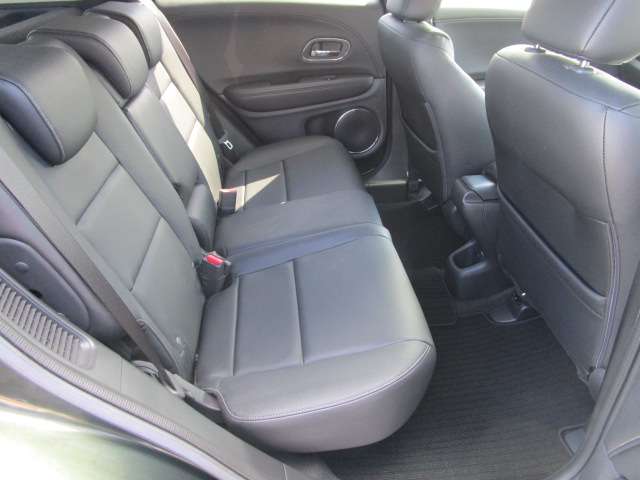 ホンダ ヴェゼル １．５ ハイブリッド Ｚ H27年 (関東) 99