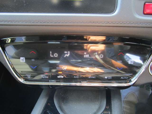 ホンダ ヴェゼル １．５ ハイブリッド Ｚ H27年 (関東) 99