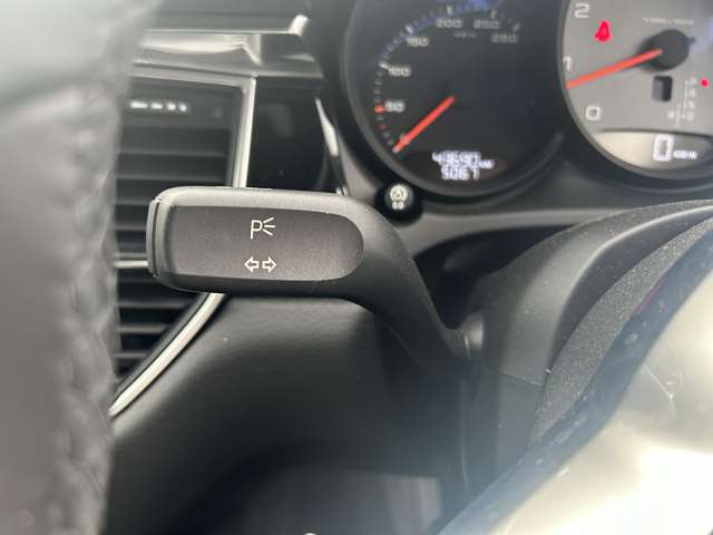 ポルシェ マカン Ｓ ＰＤＫ ４ＷＤ H27年 (東北) 99