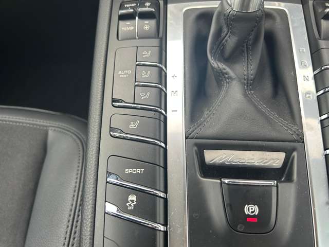 ポルシェ マカン Ｓ ＰＤＫ ４ＷＤ H27年 (東北) 99