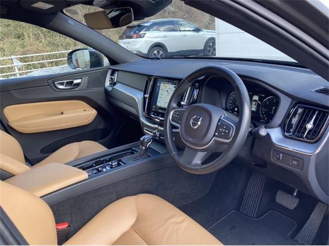 ボルボ ＸＣ６０ Ｄ４ ＡＷＤ モメンタム ディーゼルターボ ４ＷＤ H30年 (東北) 99